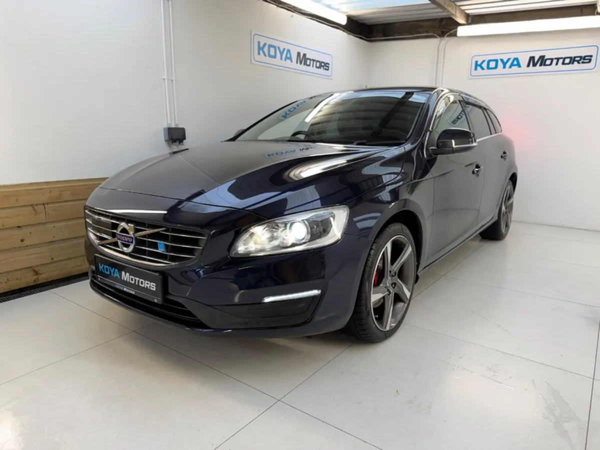 Volvo V60 2.0 D4 SE LUXURY PLUS 190 BHP DIESEL AUT - Image 3