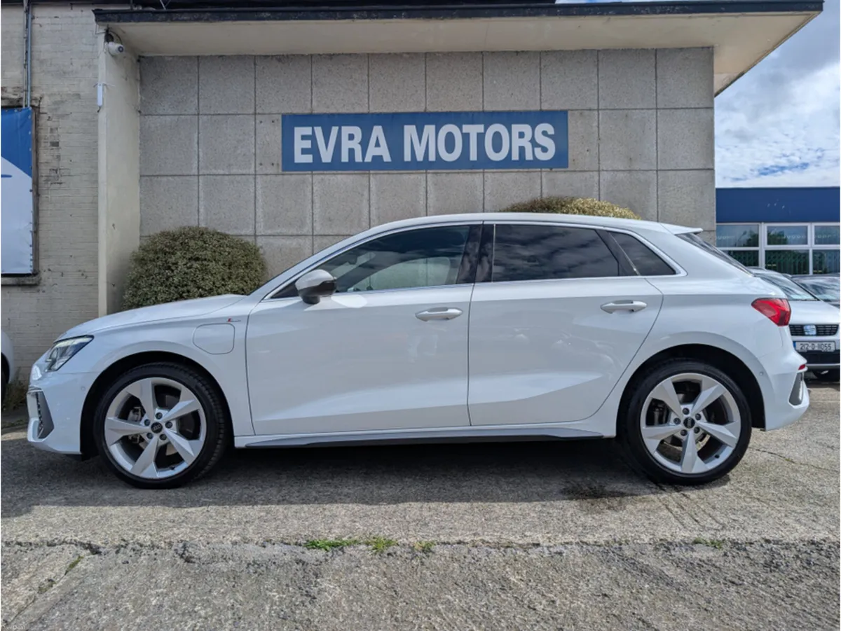 Audi A3 S-LINE AUTOMATIC 1.4 PETROL //LOW MILES//F - Image 5