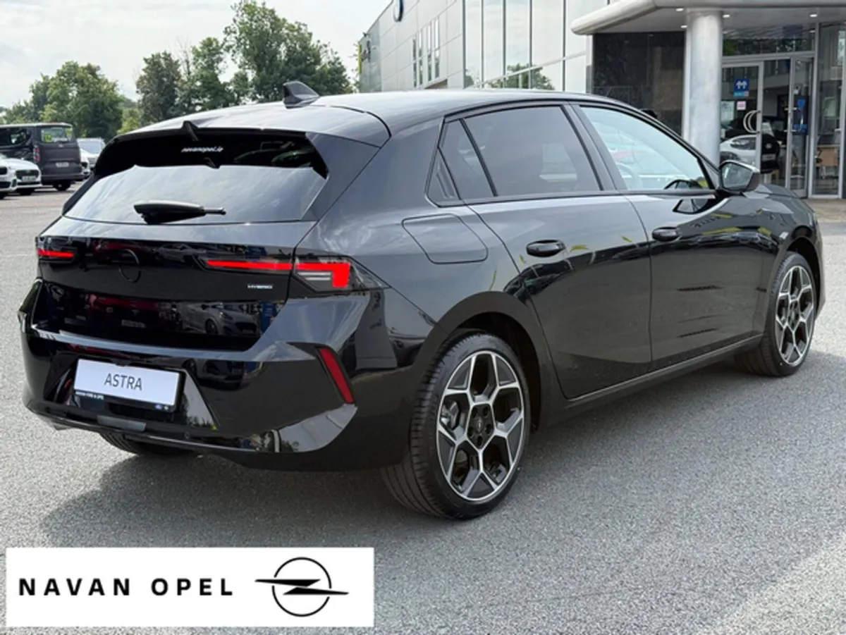Opel Astra GS 1.2 145PS HYBRID  AUTO *5 Year Unlim - Image 3