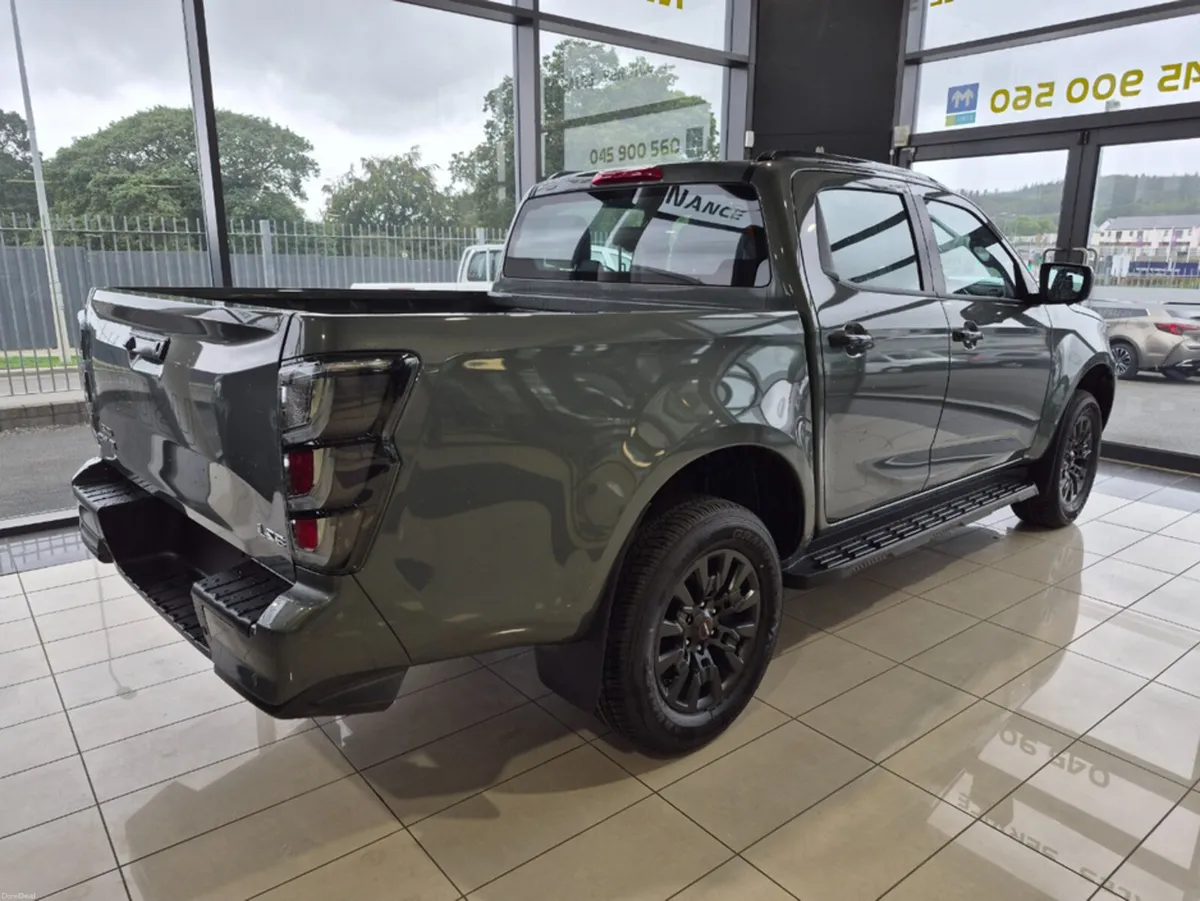 Isuzu D-Max 2.2 LSE New Model - Image 4