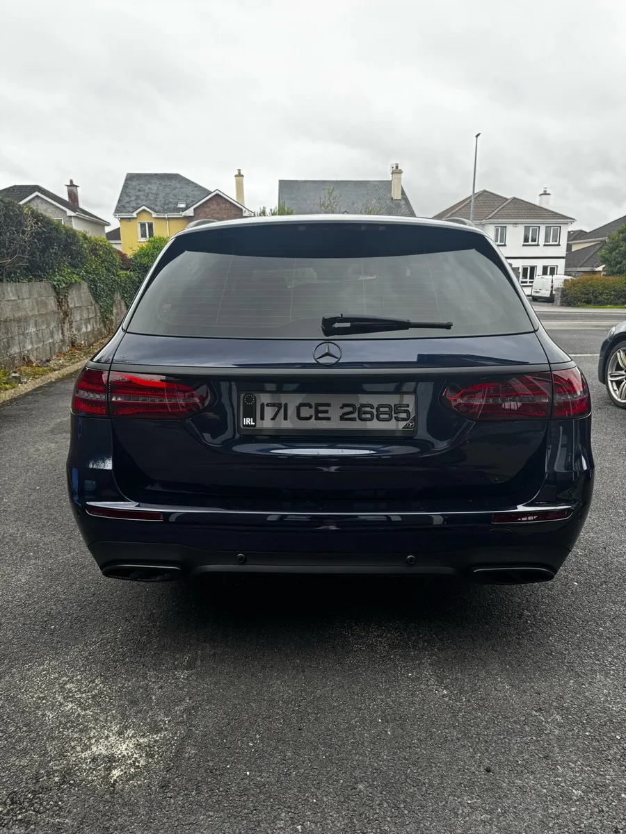 2017 Mercedes E220d AMG Line Estate - Image 5