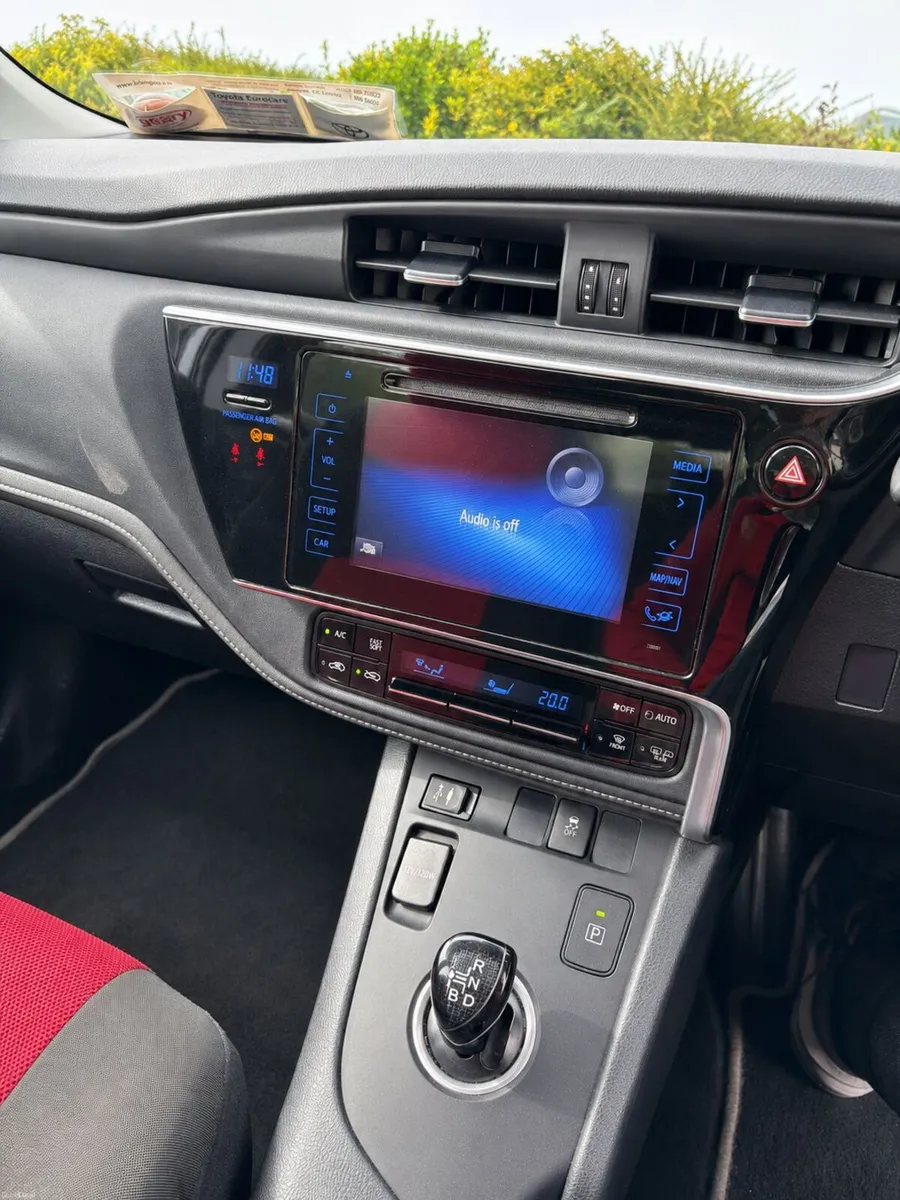 181 Toyota Auris Hybrid 1.8 Luna | 112,509 km | - Image 2