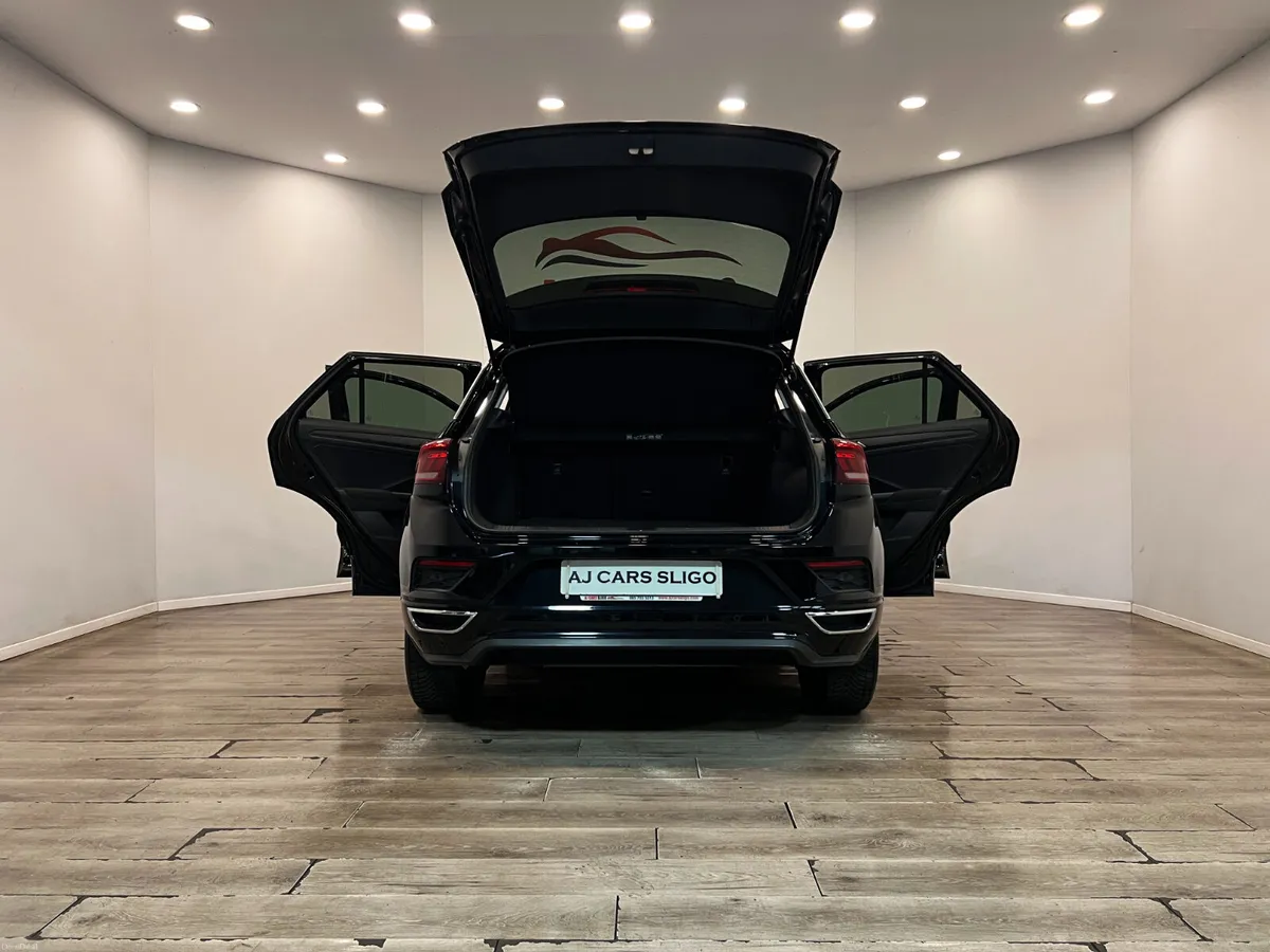 PANORAMIC ROOF • HIGH SPEC VW T-ROC RLINE 2.0 2021 - Image 5