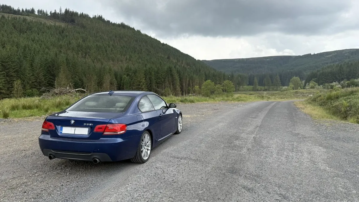 BMW 335i e92 coupe - Image 4