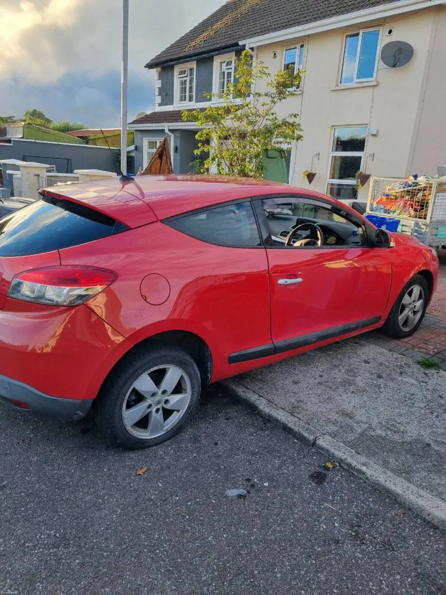 Renault megane coupe 1.5dci sat nav - Image 1