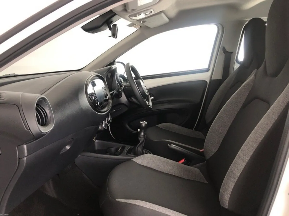 Toyota Aygo X PULSE 4DR - Image 6