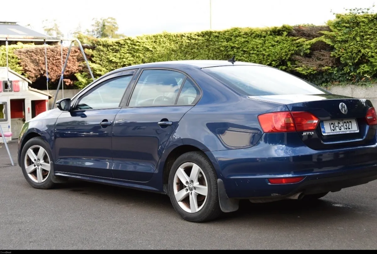 VW JETTA - Image 2