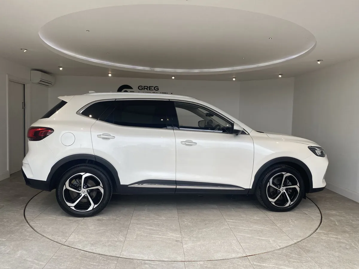 MG HS 2024 - Image 4