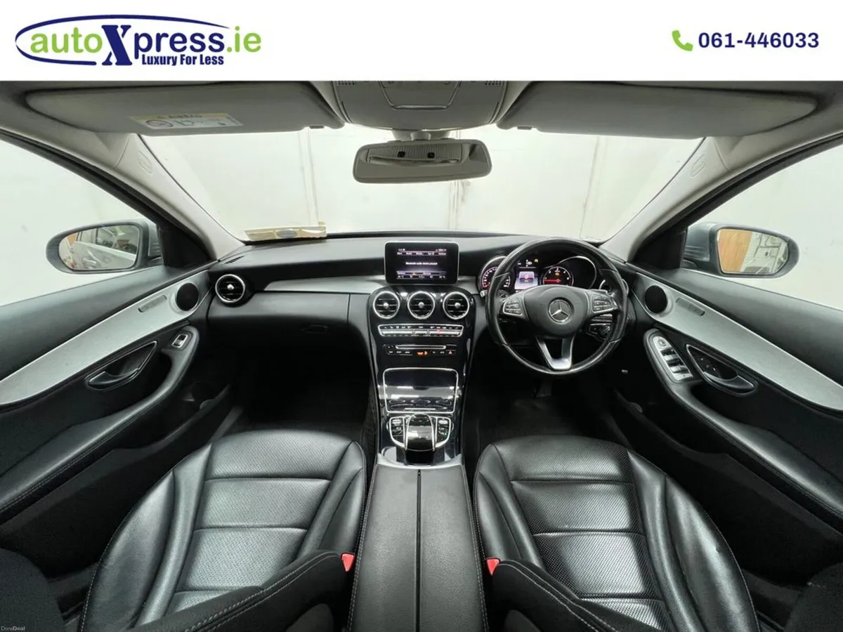 Mercedes-Benz C-Class C220 Sport, Reversing camera - Image 2