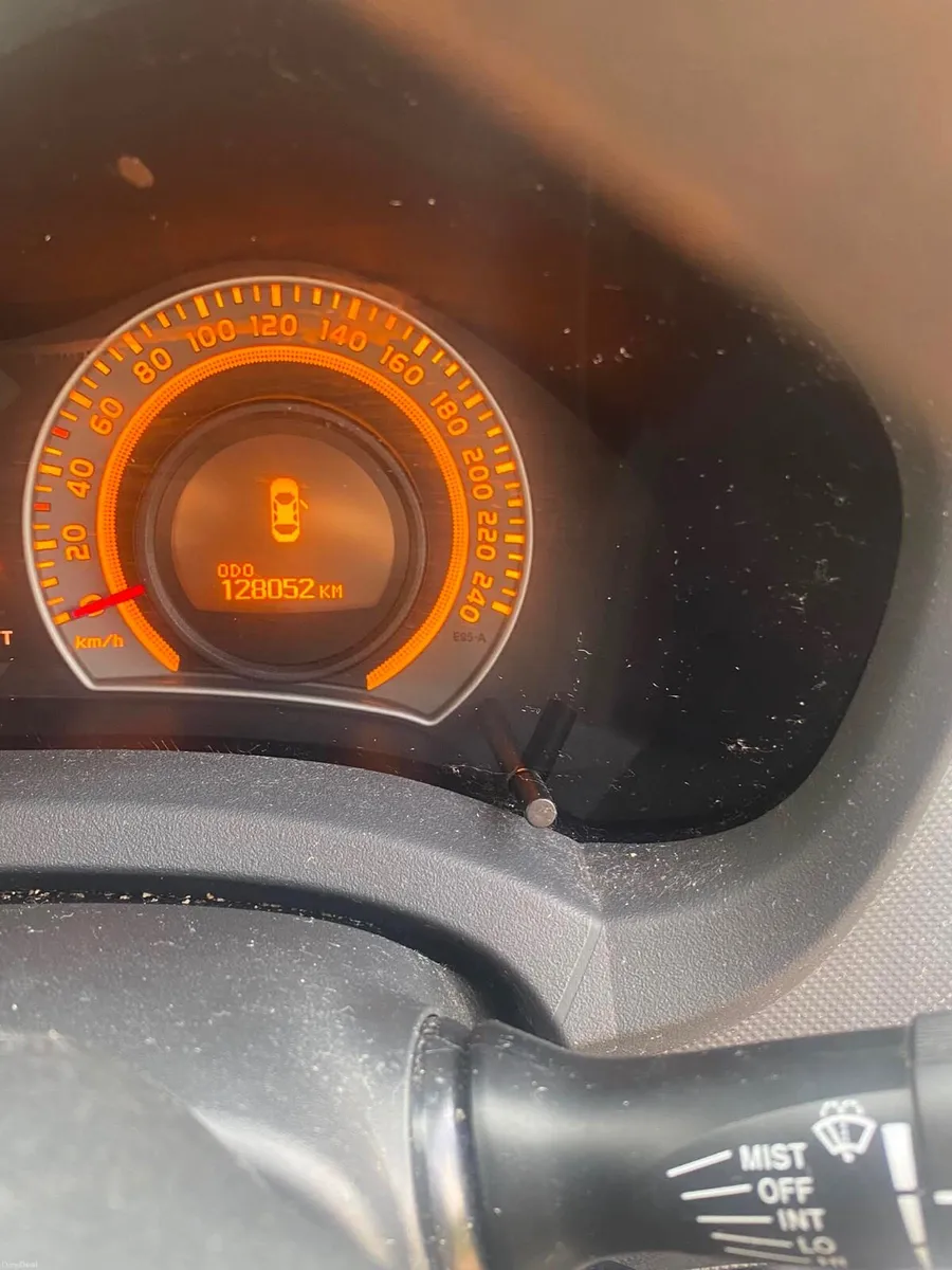 Toyota Auris - Image 5