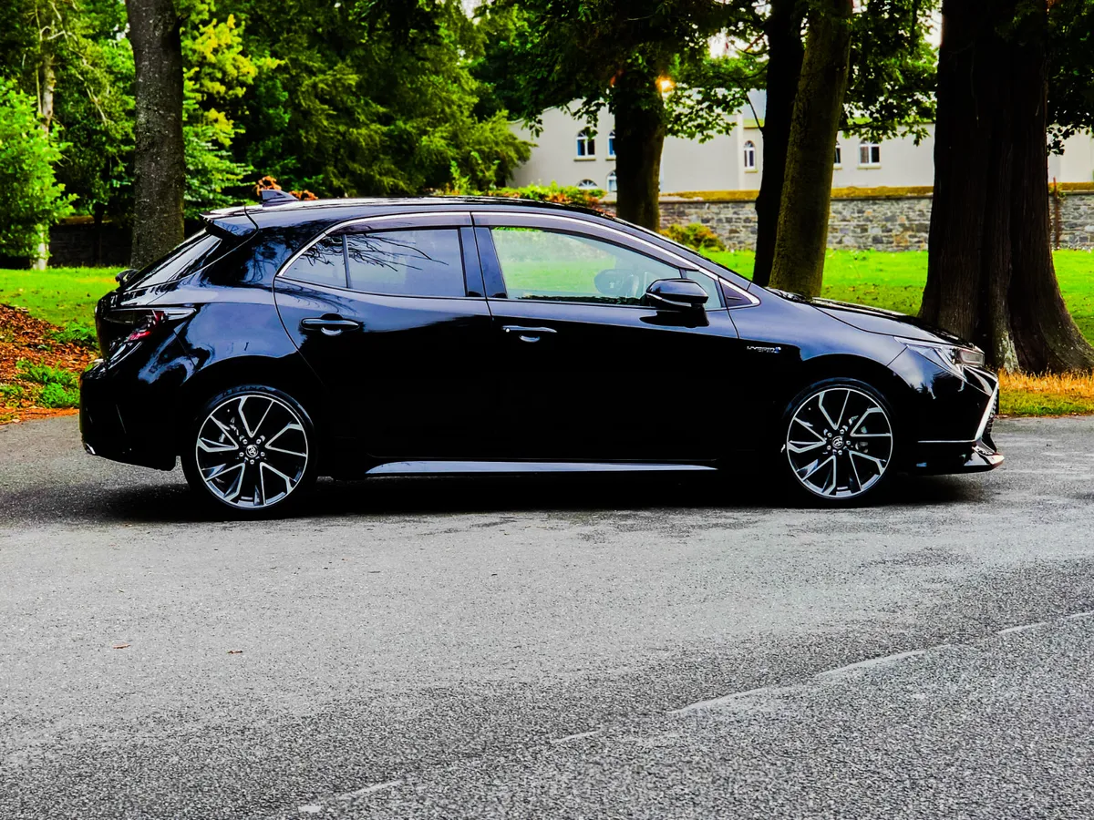 2020 Toyota Corolla Sport 1.8 Petrol Hybrid Auto Z - Image 6