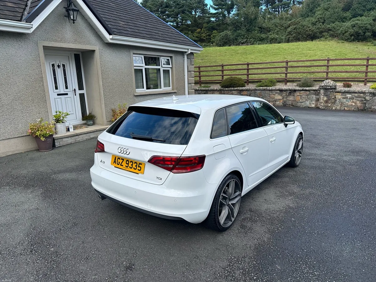 Audi A3 110 Sport S Tronic 2016 - Image 4