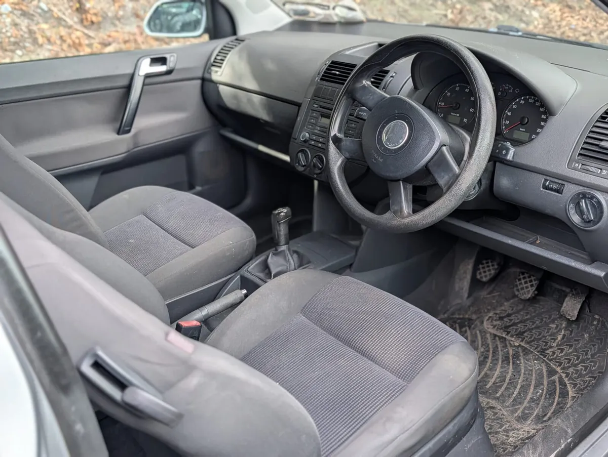 2005 Volkswagen Polo - Image 4
