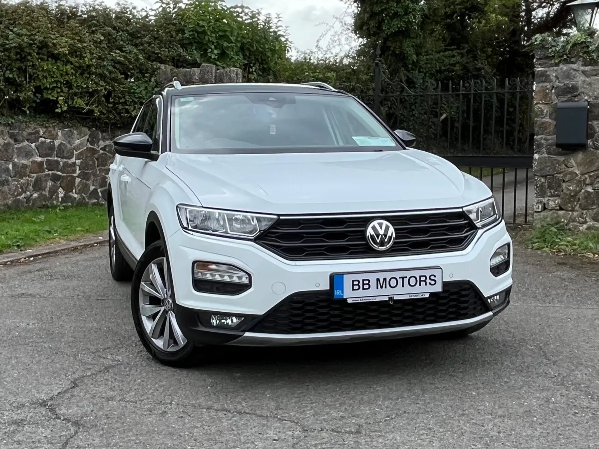 Volkswagen T-Roc 1.6 TDI 115bhp Design - Image 4