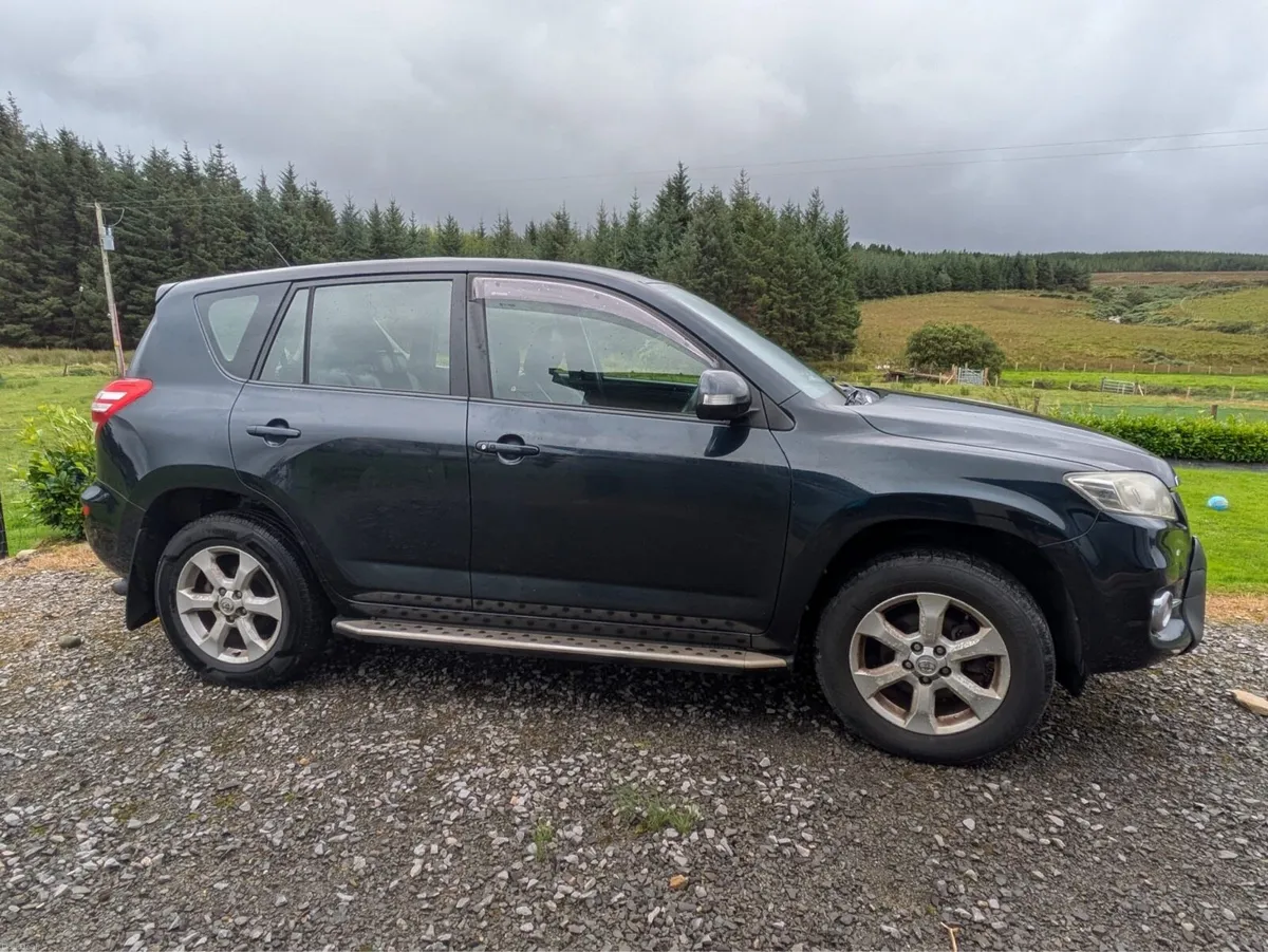 Toyota Rav4 - Image 4