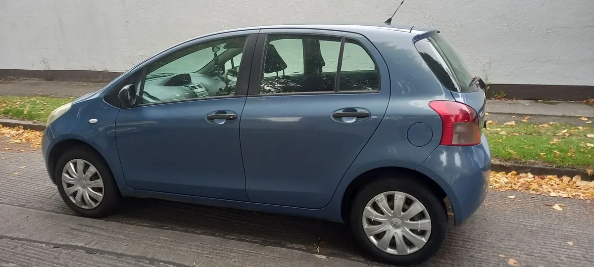 Toyota Yaris NCT 04/27 and TAX 10/26 - Image 4