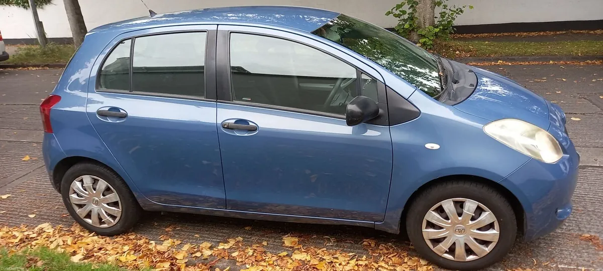 Toyota Yaris NCT 04/27 and TAX 10/26 - Image 5