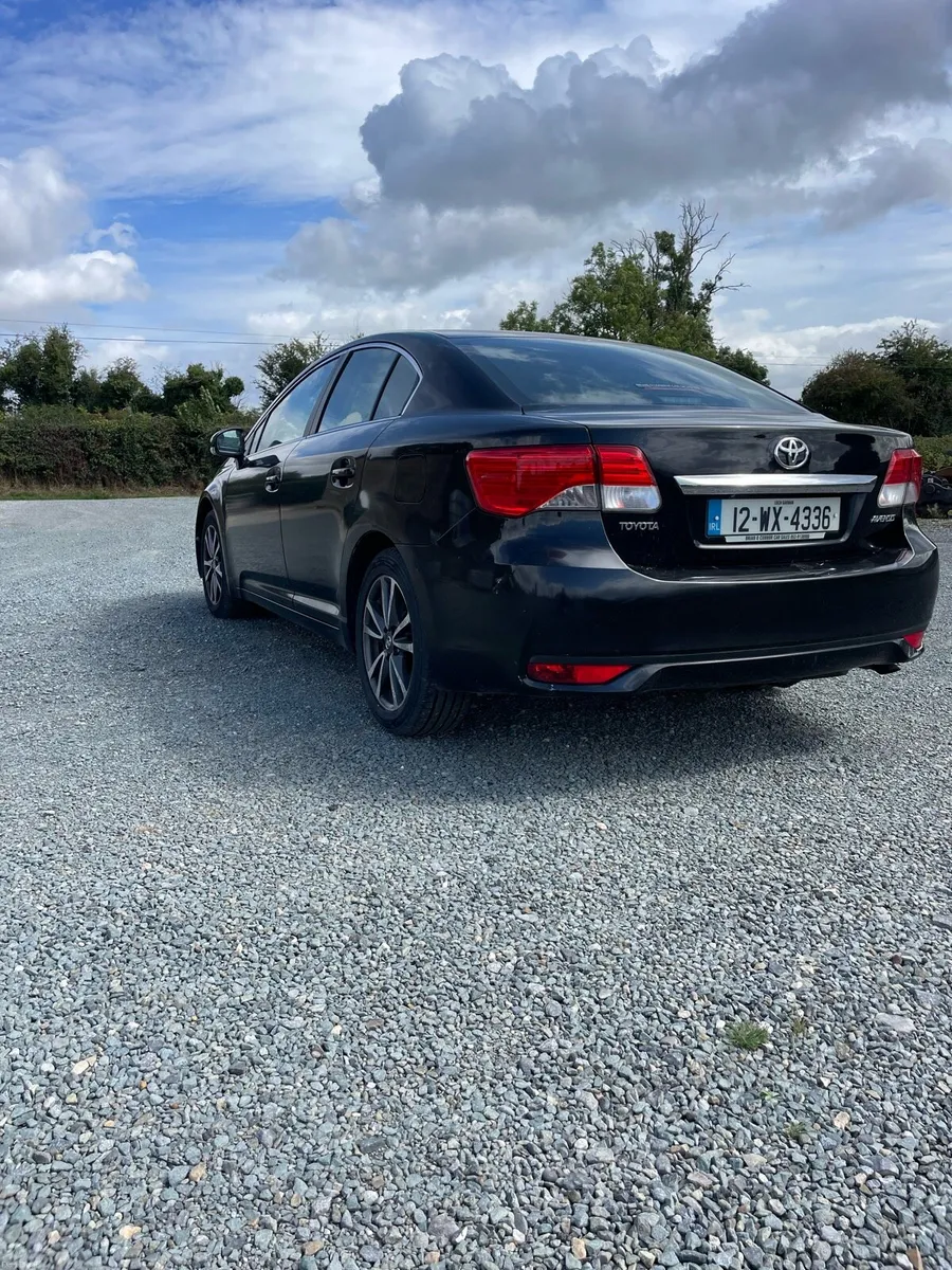 Toyota avensis - Image 3