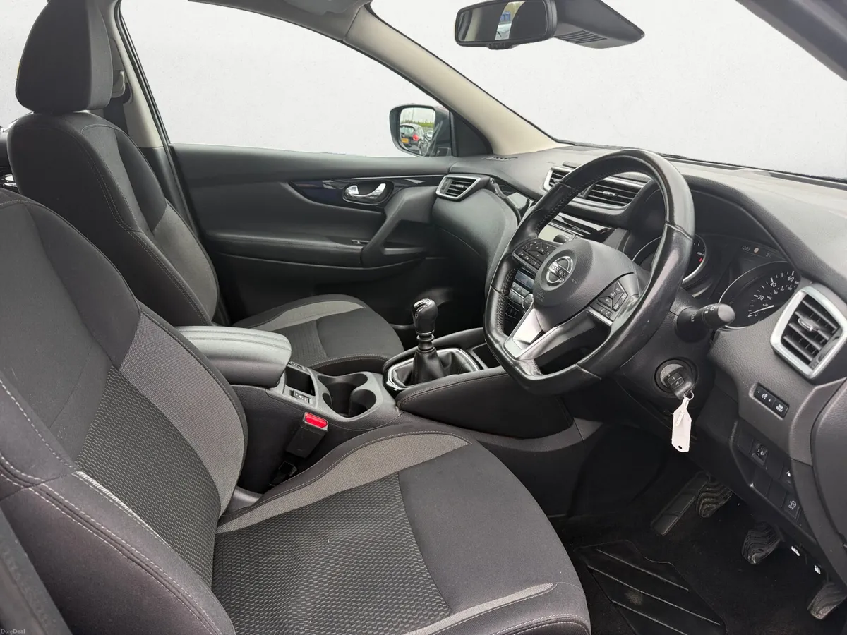 2018 Nissan Qashqai 1.5DCI ACENTA PREMIUM 110BHP - Image 5