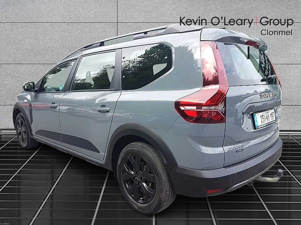 Dacia Jogger Extreme HEV 145 Auto - Image 3