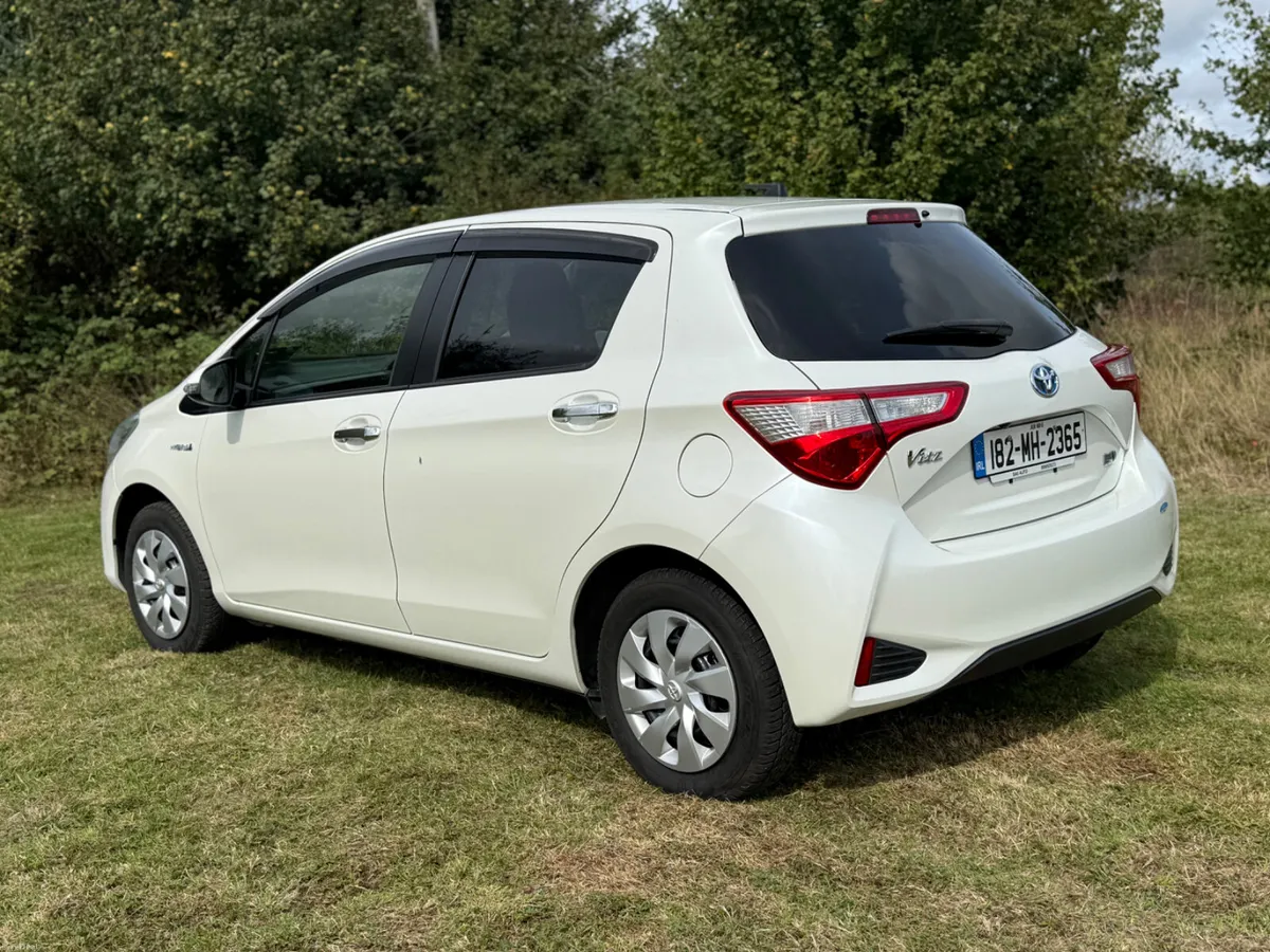 Toyota Vitz 2018 1.5L PETROL AUTOMATIC HYBRID - Image 6