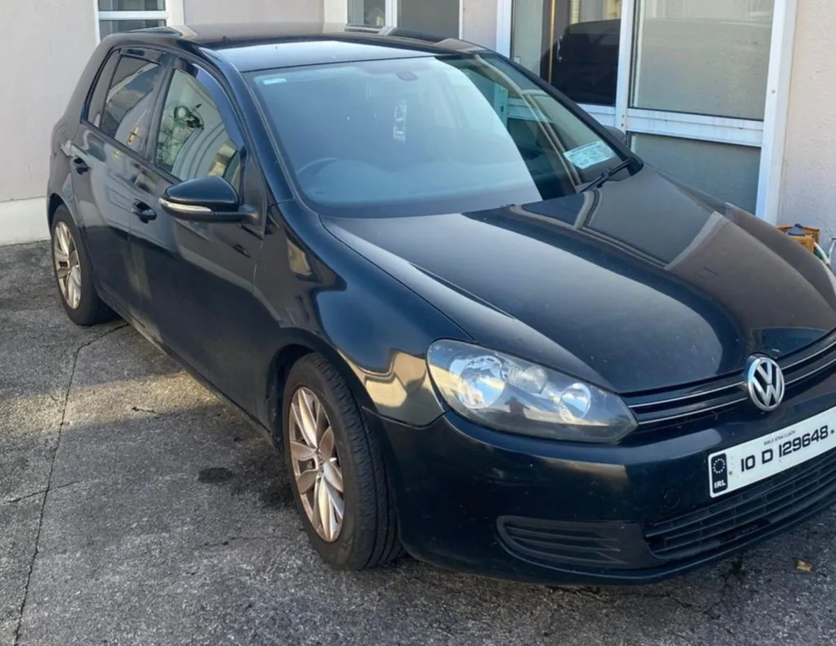 Volkswagen Golf 2010 - Image 2