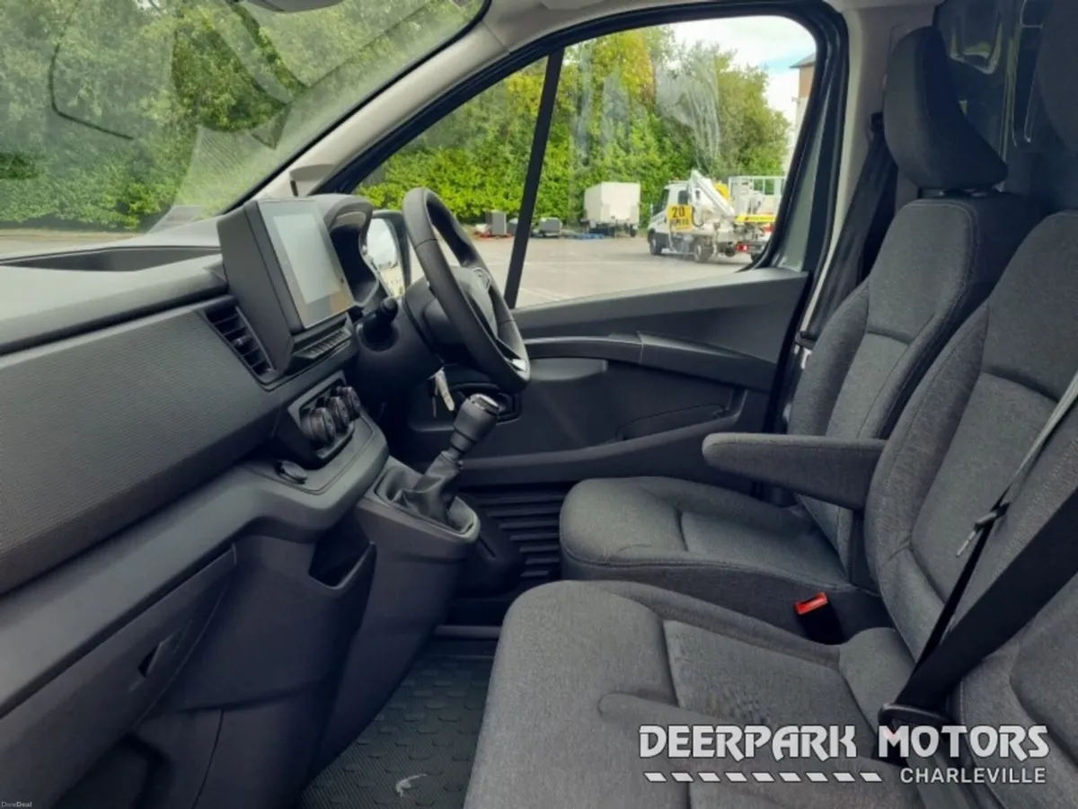 Renault Trafic TRAFIC LL30  DCI 130 START+ - Image 4