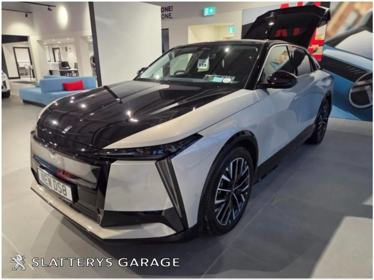 DS Automobiles DS 8 NO 8 ETOILE E-TENSE 230BHP  73 - Image 2