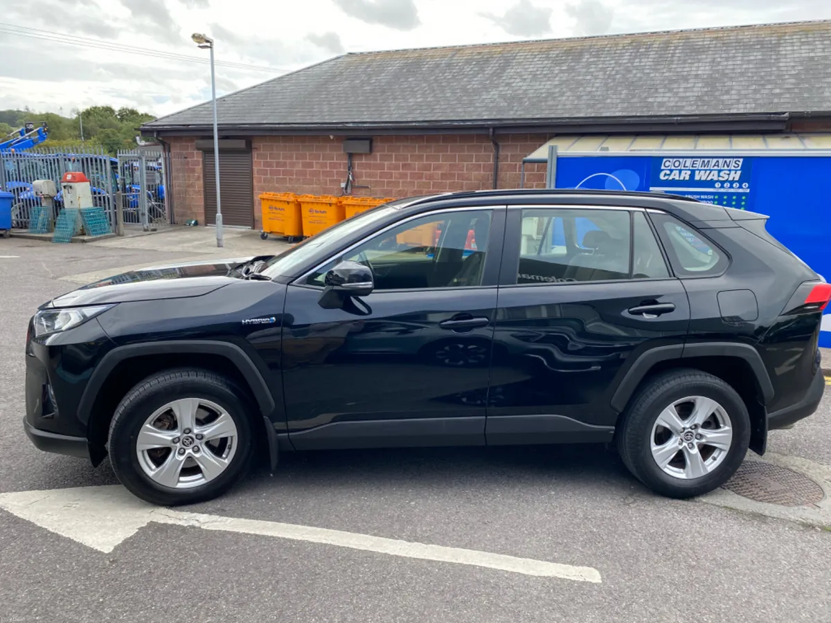 Toyota RAV4 Hybrid Luna Automatic 2021 (212) - Image 6
