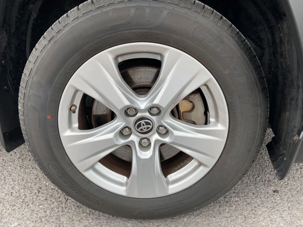 Toyota RAV4 Hybrid Luna Automatic 2021 (212) - Image 3