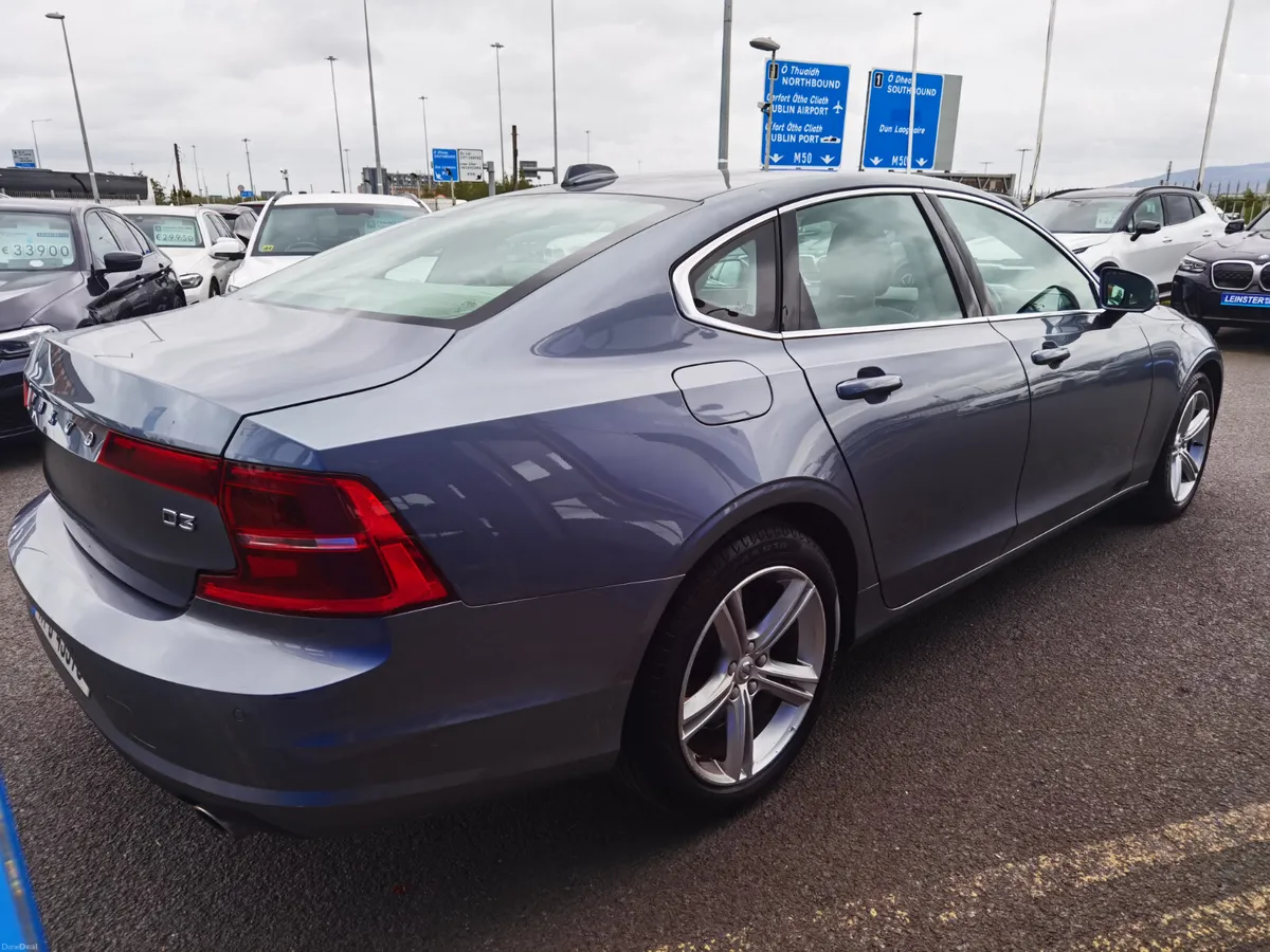 VOLVO S90 2.0 D3 MOMENTUM GEARTRONIC AUTOMATIC - Image 5