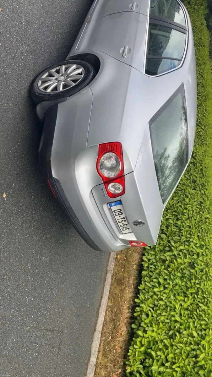 1.6 VW Jetta - Image 3