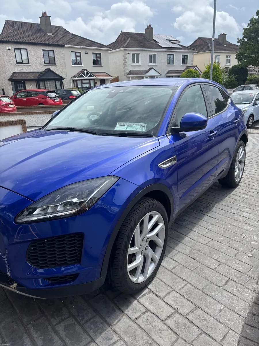 Jaguar E-Pace 2018 - Image 2