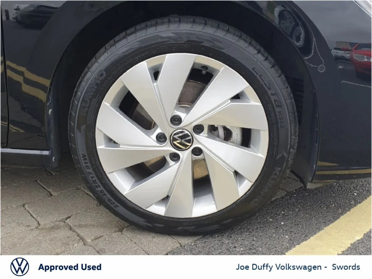 Volkswagen Golf GOLF EDI 75 PHEV 1.5 TSI 150HP - Image 5