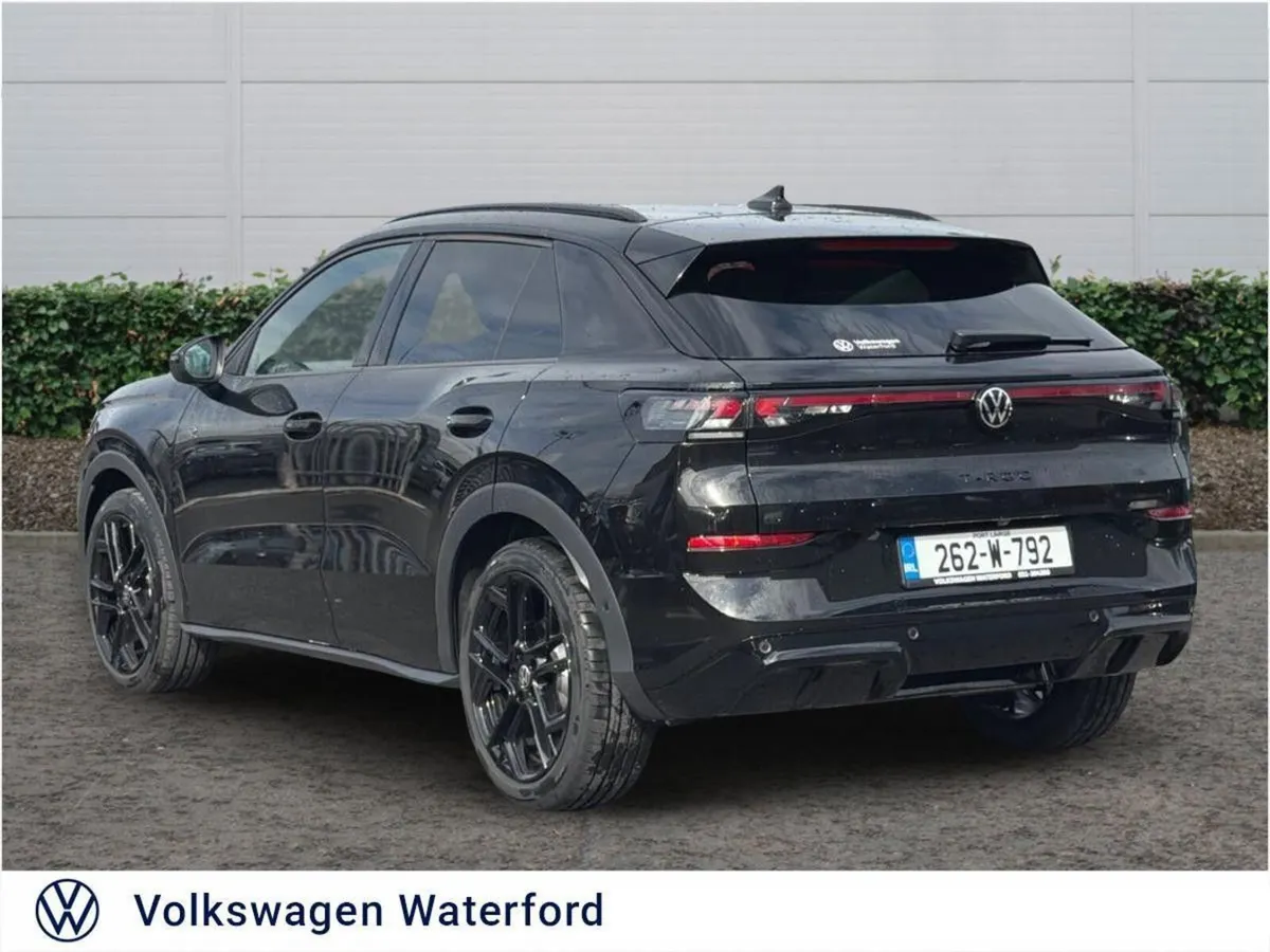 Volkswagen T-Roc R-LINE 1.5TSI 150HP MHEV *SUNROOF - Image 3