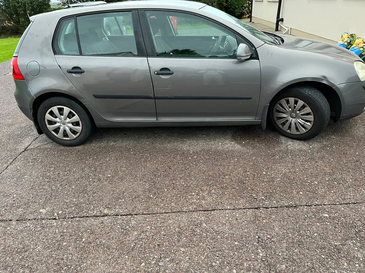 Volkswagen Golf 2006 - Image 1