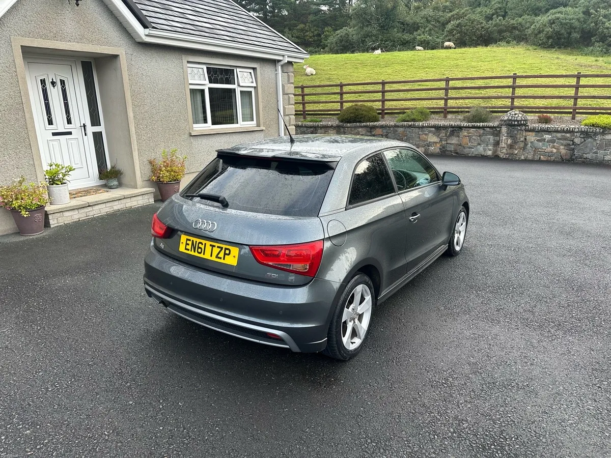 Audi A1 S Line 2012 - Image 3