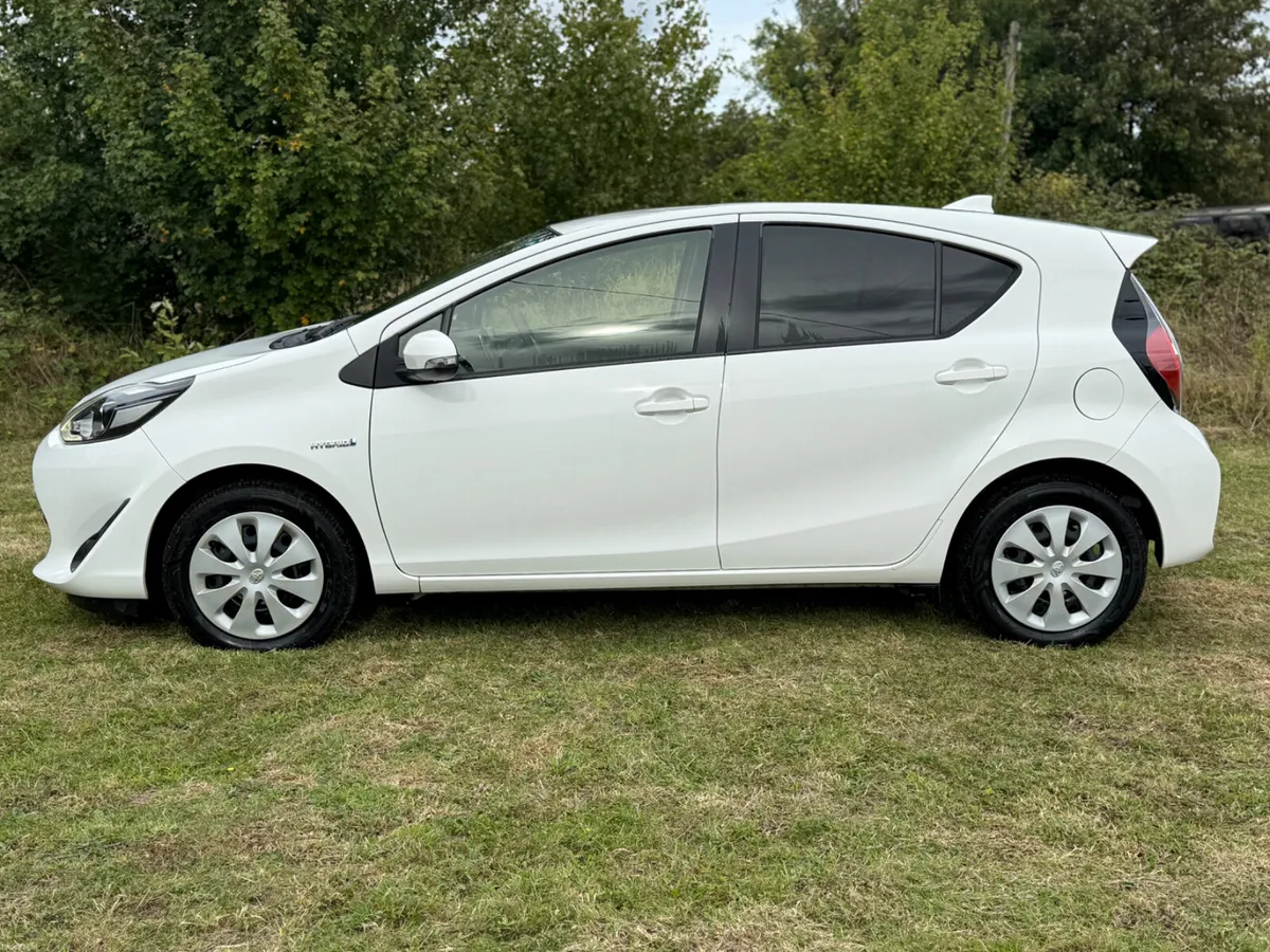 Toyota Aqua 2018 1.5L PETROL AUTOMATIC HYBRID - Image 6