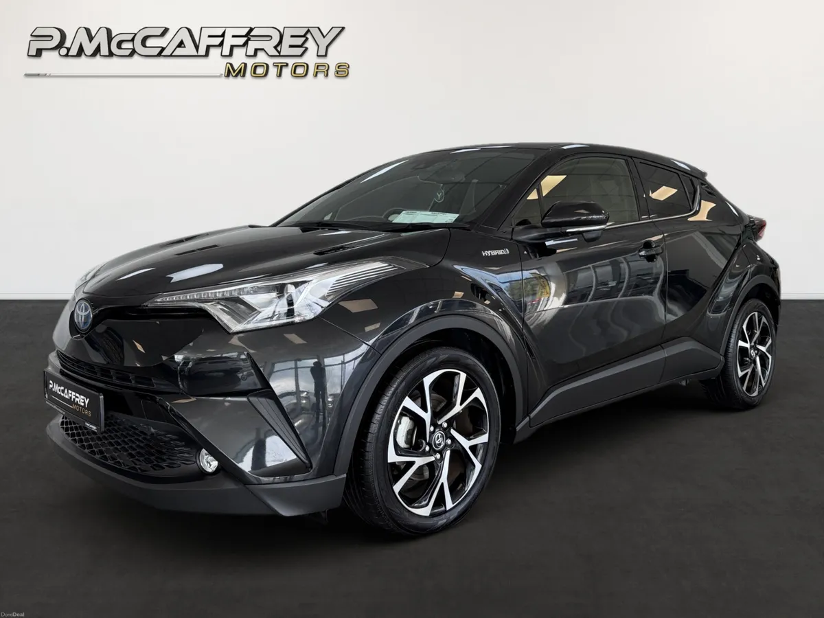 2017 Toyota C-HR Luna Sport Leather Reversing Came - Image 1