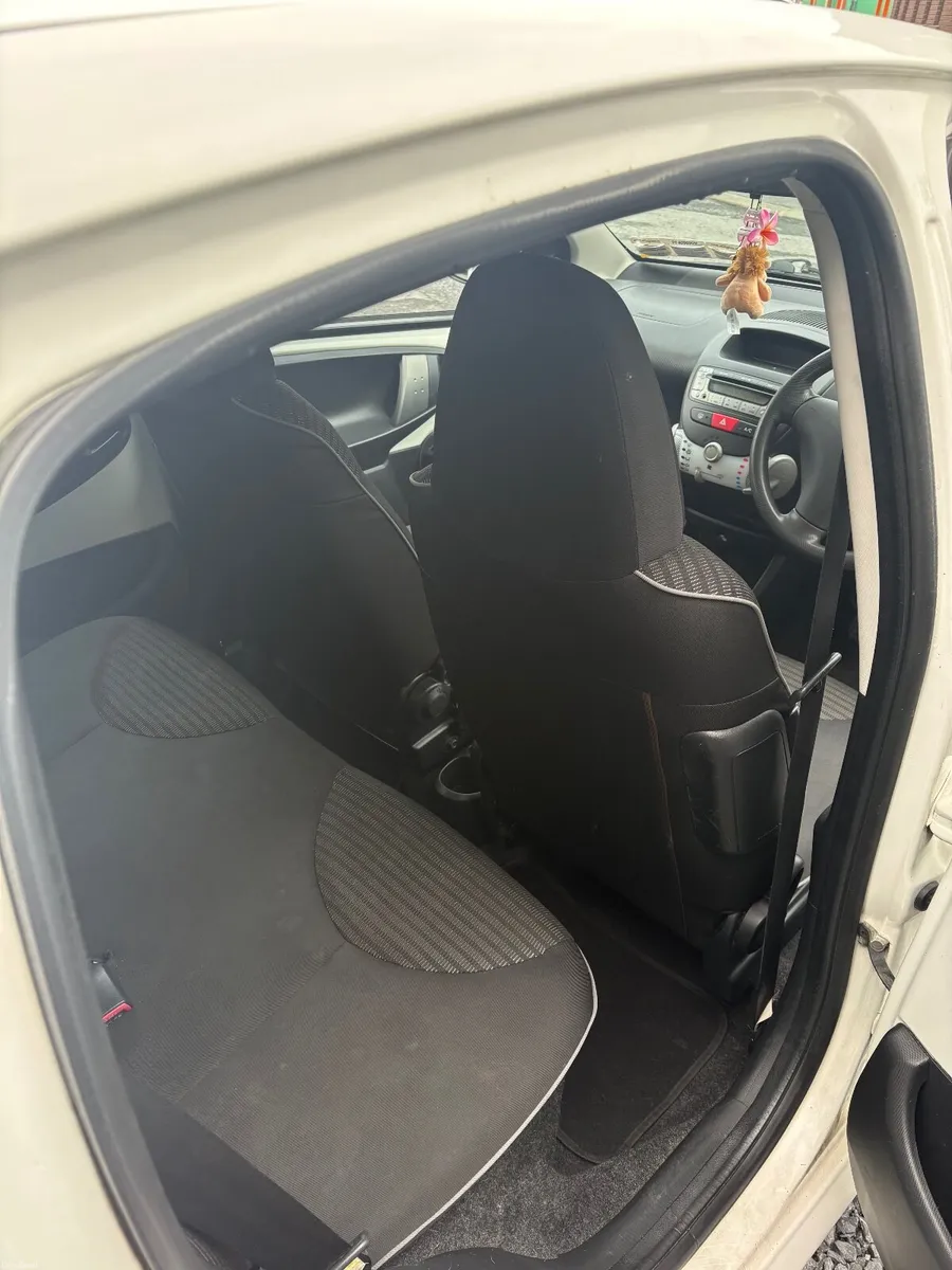 2013 Peugeot 107 1.0 petrol 5-door manual - Image 3