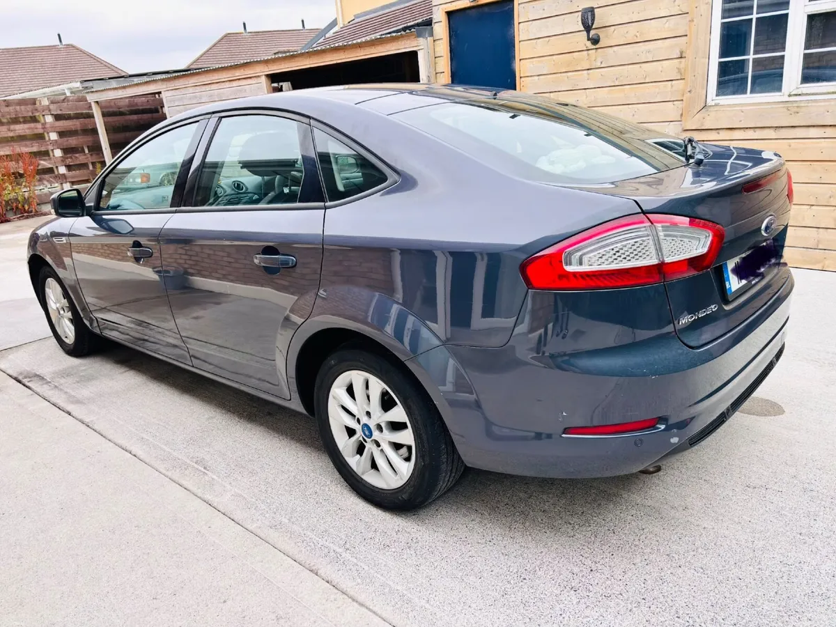 Ford Mondeo 2011 - Image 2