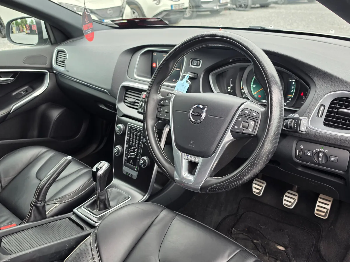 2018 Volvo V40 R-Design/FSH/Warranty - Image 5