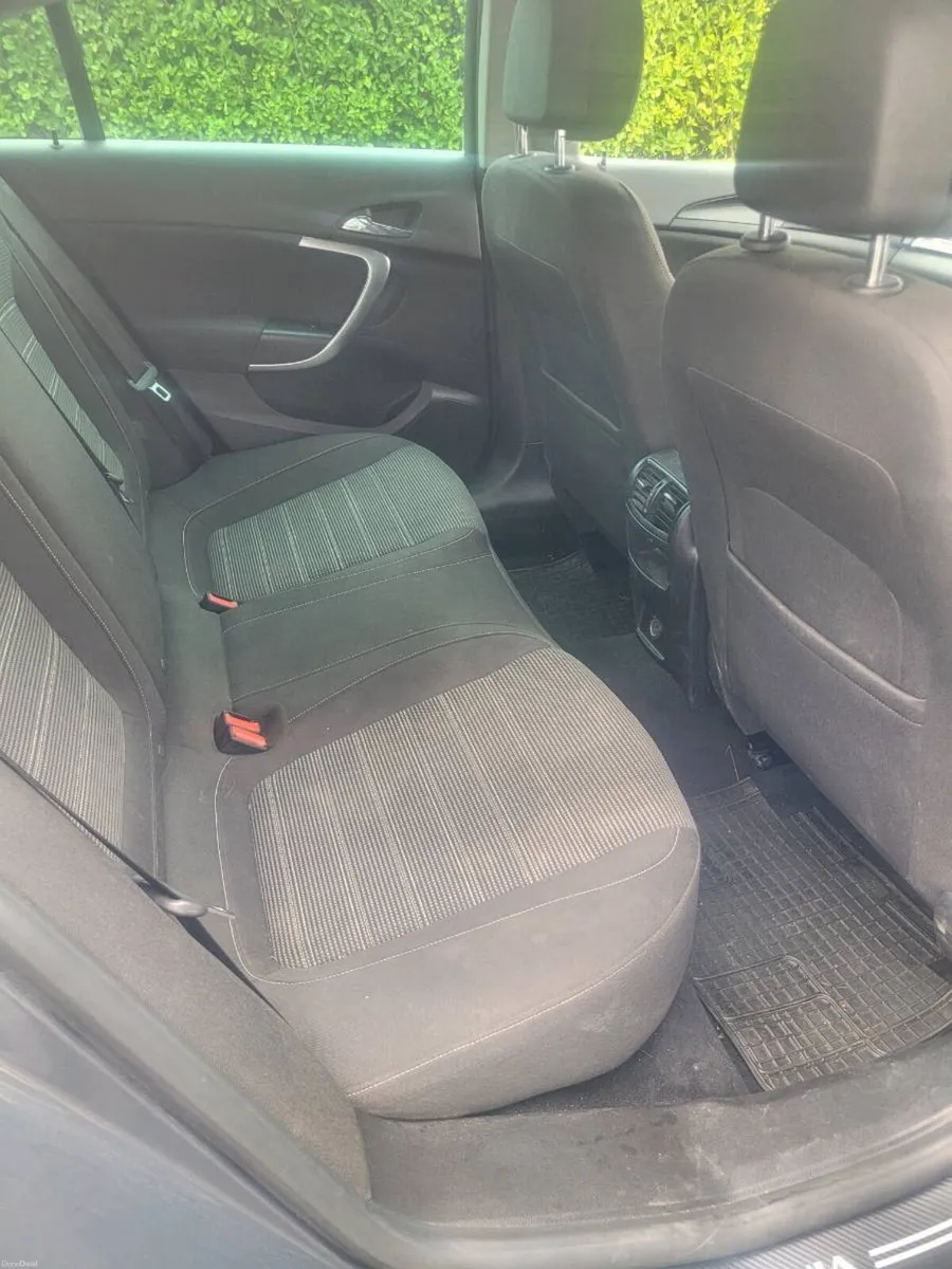 Vauxhall Insignia sri - Image 4
