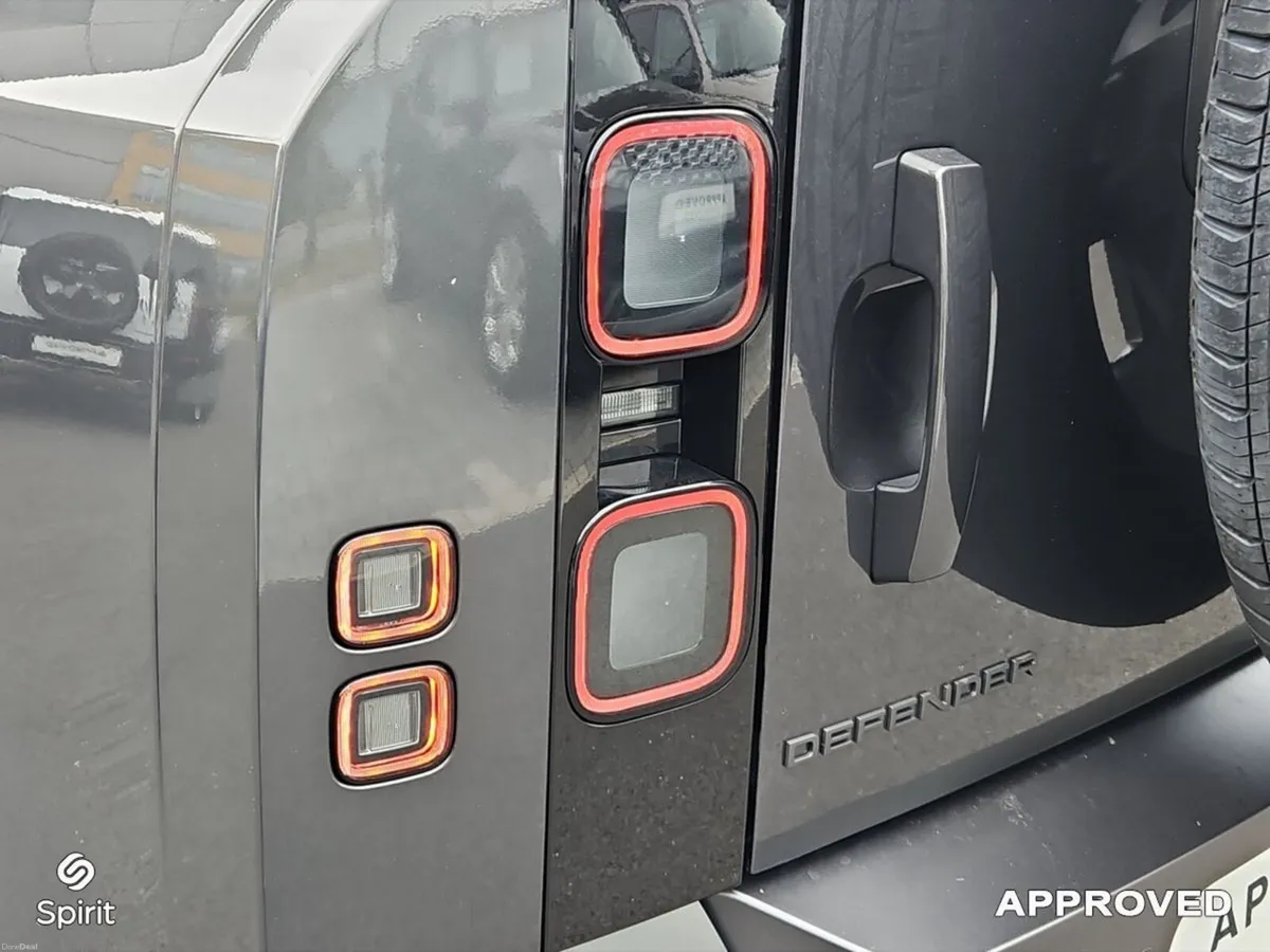 Land Rover Defender 3 Seat DEFENDER 90 3.0 D HARD - Image 5