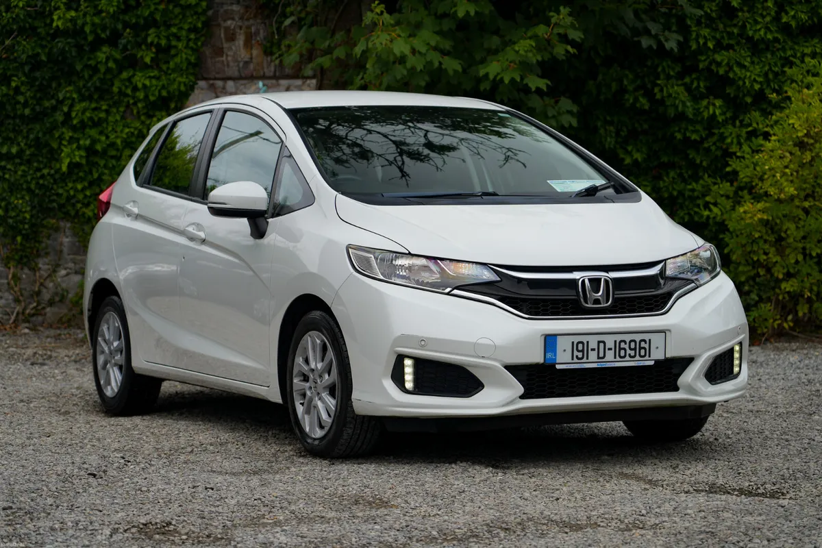 2019 Honda Jazz 1.3 Petrol Manual VTEC - Image 1