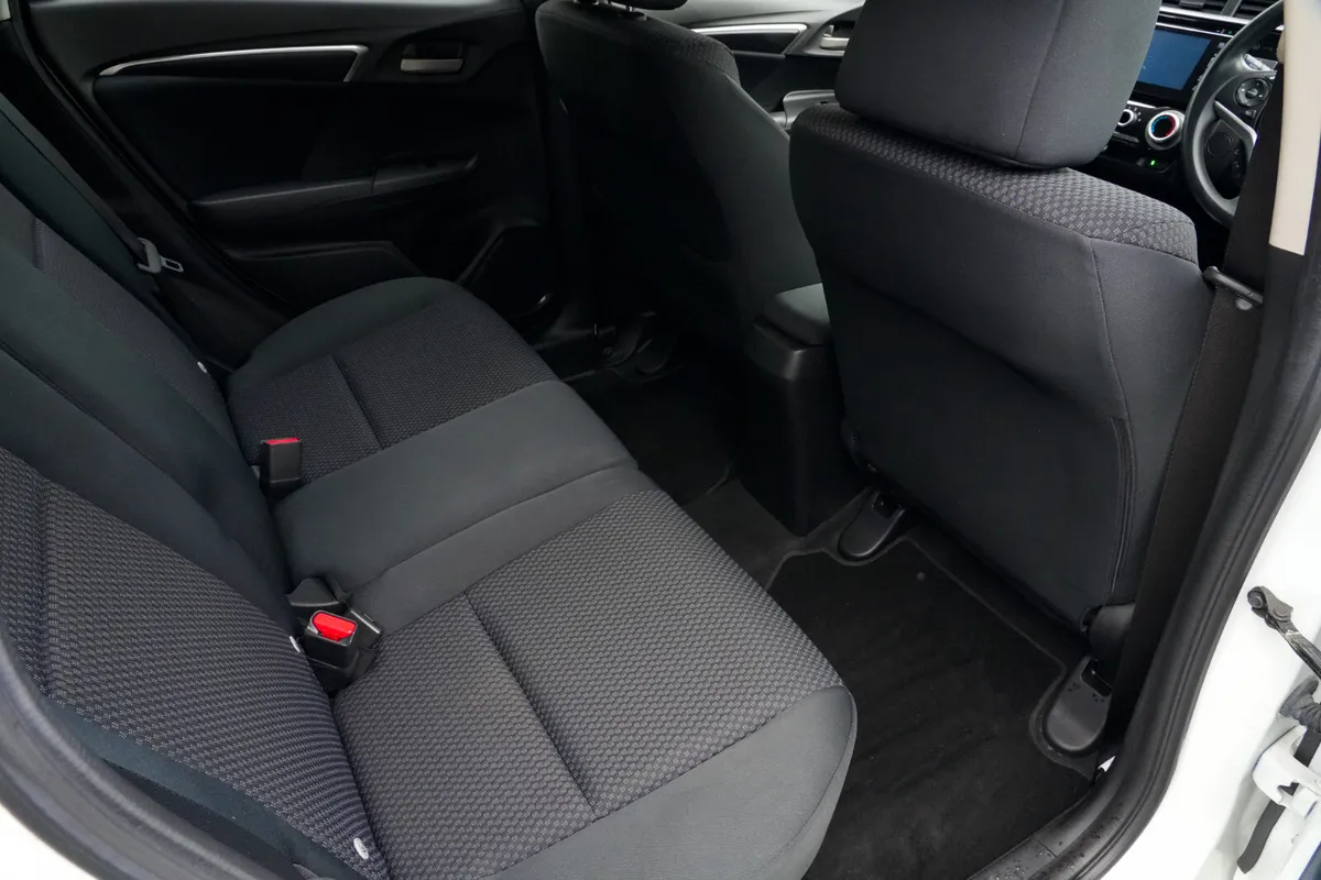 2019 Honda Jazz 1.3 Petrol Manual VTEC - Image 4