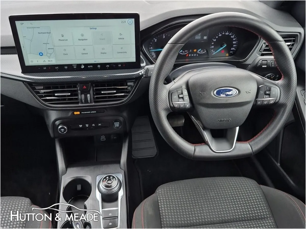 Ford Focus ST Line Auto 1.5 Diesel 5dr - Image 3