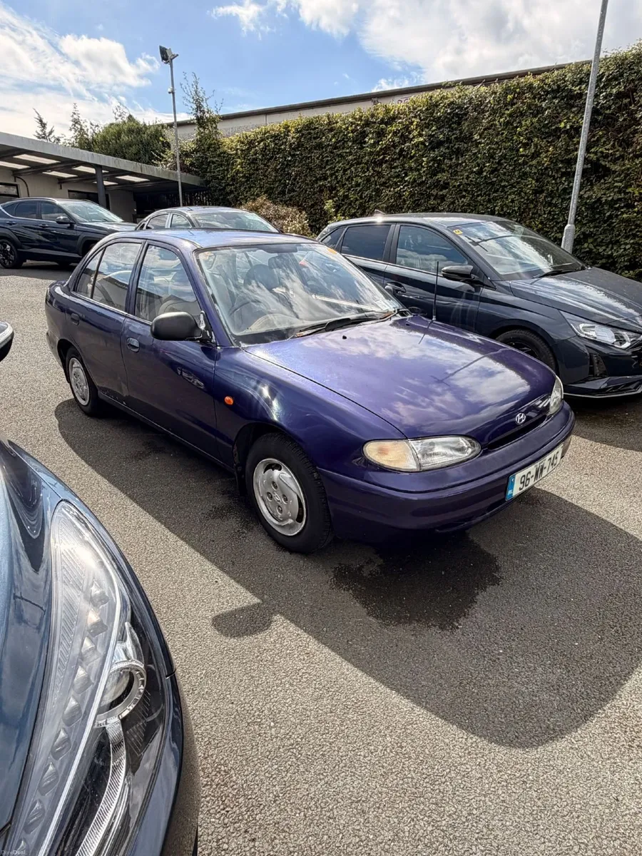 Hyundai Accent 1996 - Image 2