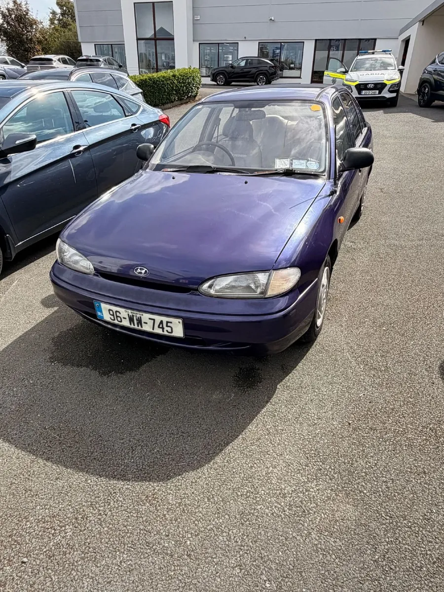 Hyundai Accent 1996 - Image 1