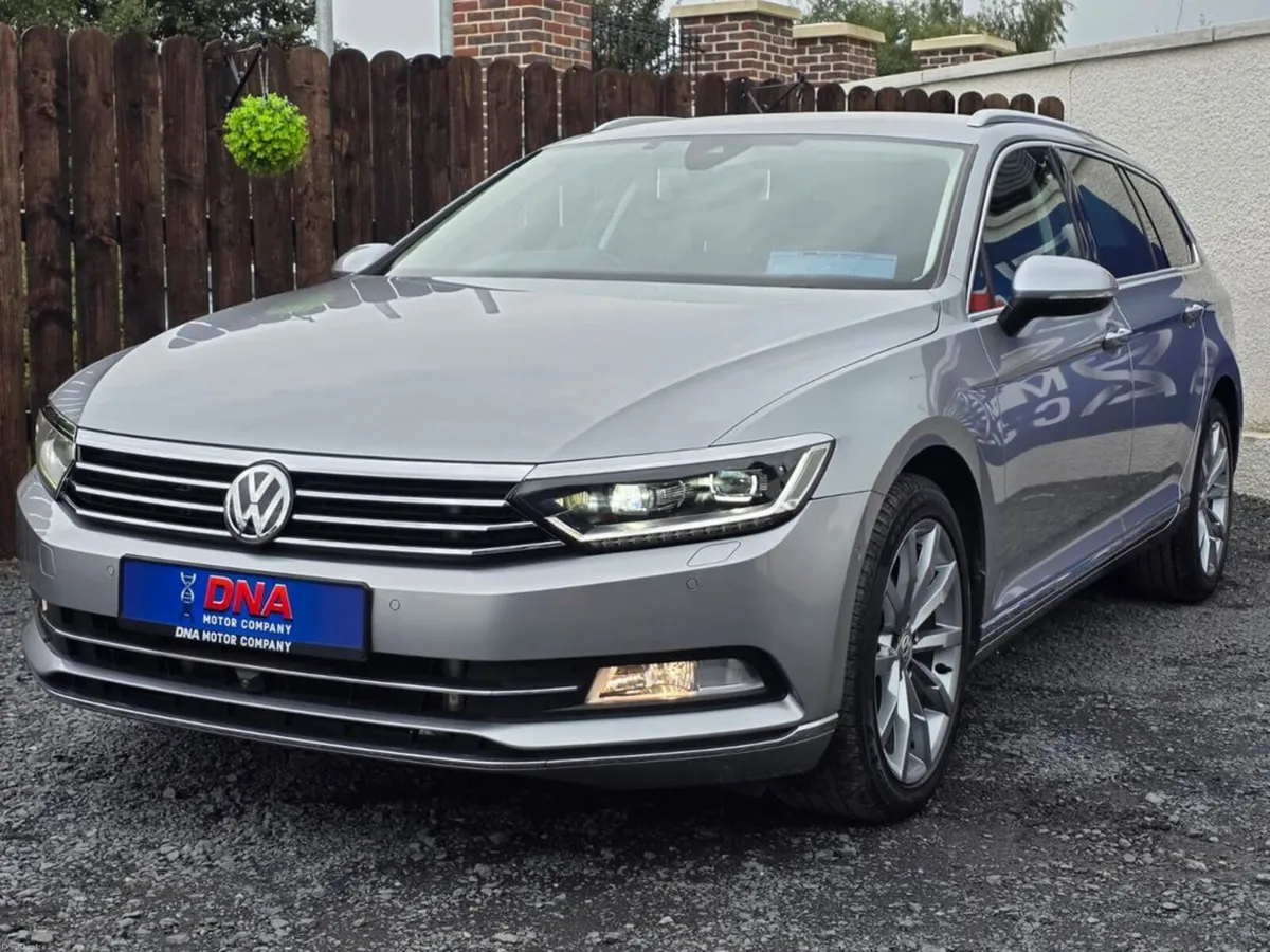 Volkswagen Passat 2.0 TDI 240BHP - LOW KMS - Image 3